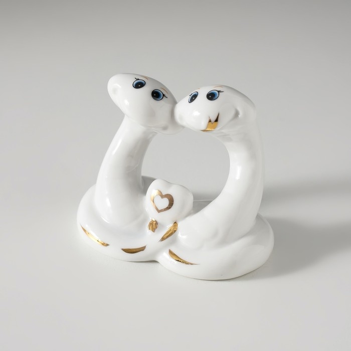 Сувенир керамика Сувенир керамика "Две змейки с сердечком" с золотом 3,4х6,5х5,6 см