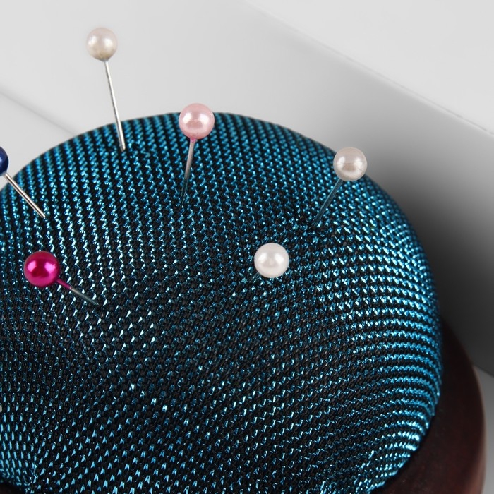 Игольница «Круг», на деревянной подложке, d = 7 см, цвет МИКС Игольница «Круг», на деревянной подложке, d = 7 см, цвет МИКС