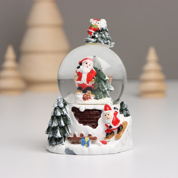Сувенир полистоун водяной шар свет Сувенир полистоун водяной шар свет "Снеговик. Ёлочка" МИКС 5,5х5,5х9 см