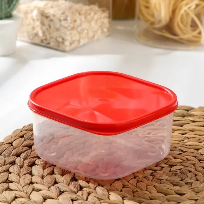 Контейнер квадратный Доляна, пищевой, 700 мл, цвет красный Контейнер квадратный Доляна, пищевой, 700 мл, цвет красный