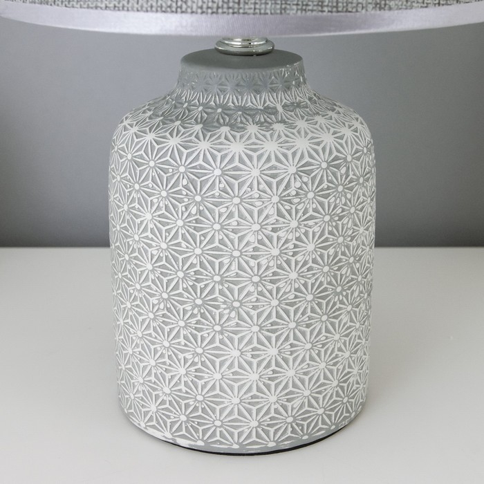 Лампа настольная 48467/1 E14 серый 40Вт 20х20х31 см RISALUX Лампа настольная 48467/1 E14 серый 40Вт 20х20х31 см RISALUX