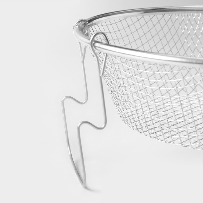 Фритюрница Доляна, d=22 см, цвет серебристый Фритюрница Доляна, d=22 см, цвет серебристый