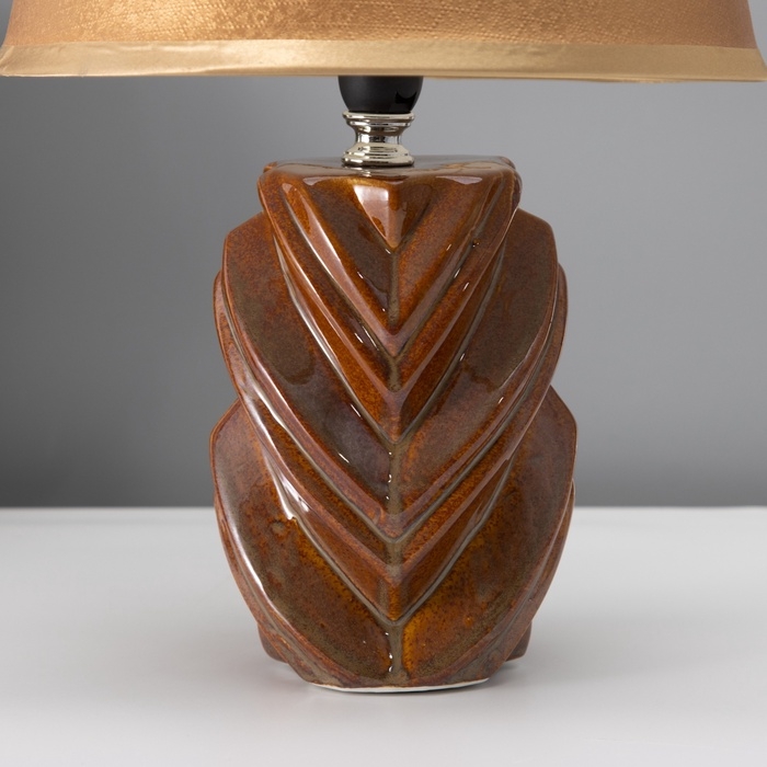 Настольная лампа с абажуром RISALUX «Гринда», Е14, 40 Вт, 22.5×22.5×32 см Настольная лампа с абажуром RISALUX «Гринда», Е14, 40 Вт, 22.5×22.5×32 см