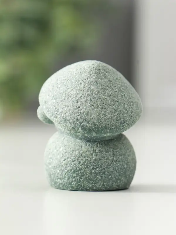 Фигурка песчаник &laquo;Маленький монах в азиатской шляпе&raquo;, 3.5&times;4&times;4.5 см