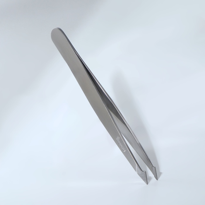 Пинцет скошенный Solinberg, 9.5 см, на блистере, цвет серебристый, 22DK