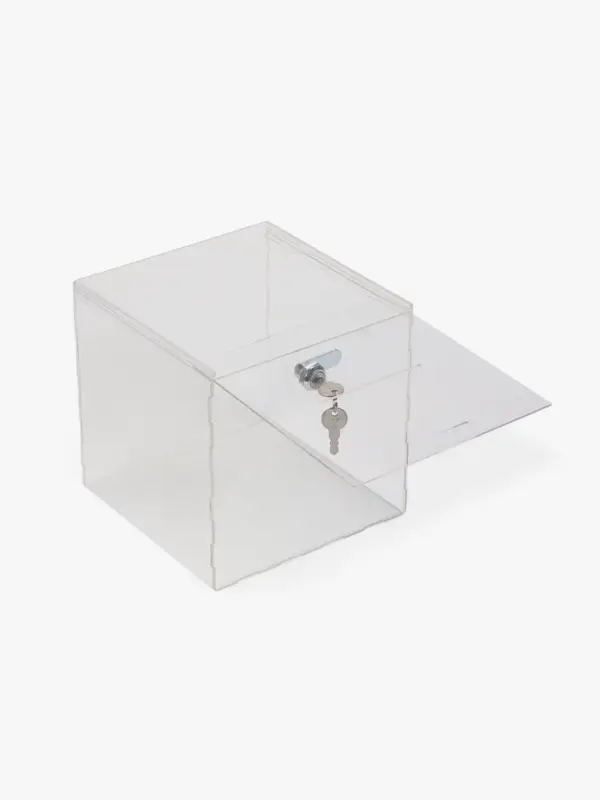 Ящик для сбора денег с врезным замком, отверстие 100&times;4 мм, оргстекло 2 мм, 20&times;20&times;20 см