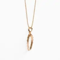 Кулон на цепочке &laquo;Подкова&raquo;, белый в золоте, 45 см