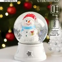 Снежный шар новогодний стеклянный &laquo;Снеговик в красном колпаке, с подарком&raquo;, d=4.5 см, 6&times;4.5&times;4.5 см