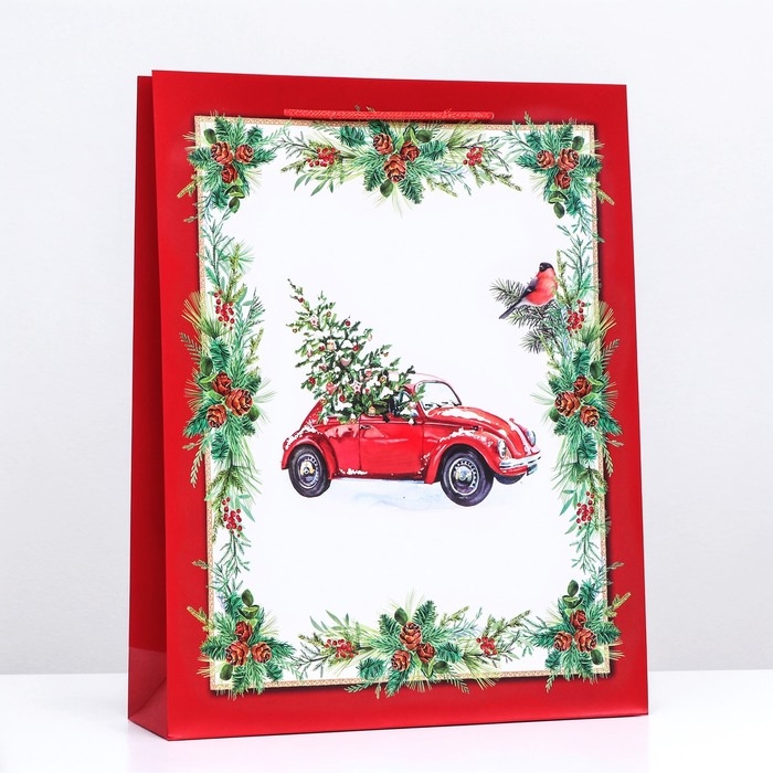 Пакет подарочный "Праздничная машинка", 33 х 42,5 х 10 см.