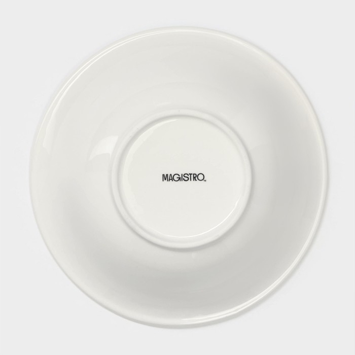 Тарелка глубокая фарфоровая Magistro «Rodos», 650 мл, 18×6 см, цвет белый Тарелка глубокая фарфоровая Magistro «Rodos», 650 мл, 18×6 см, цвет белый