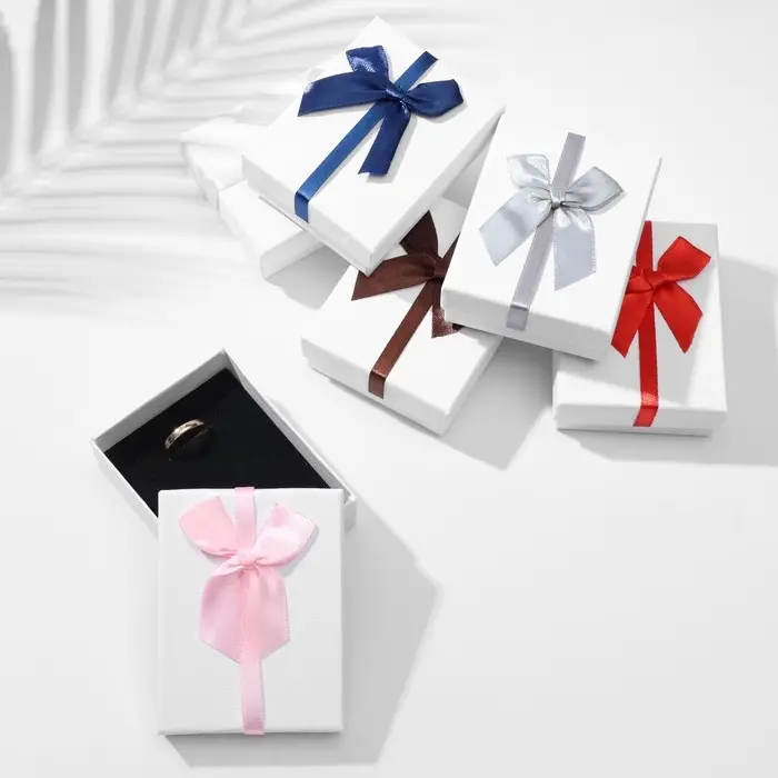 Коробочка подарочная под набор «Бантик» минимализм, 7×9 (размер полезной части 6.5×8.5 см), МИКС, вставка чёрная