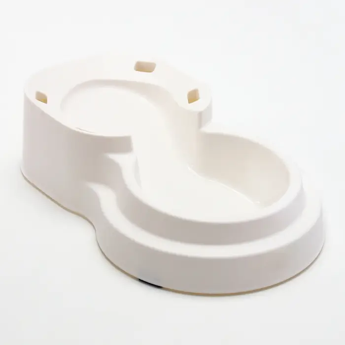 Автокормушка 3,8 л, нескользящие ножки, белая Автокормушка 3,8 л, нескользящие ножки, белая