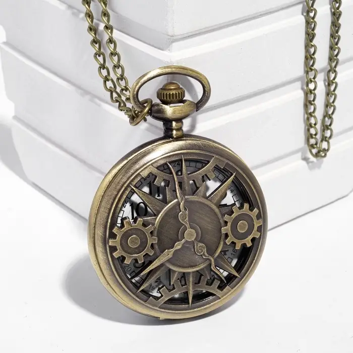 Часы карманные &laquo;Классика&raquo;, кварцевые, цепочка l-40 см, d=4.5 см