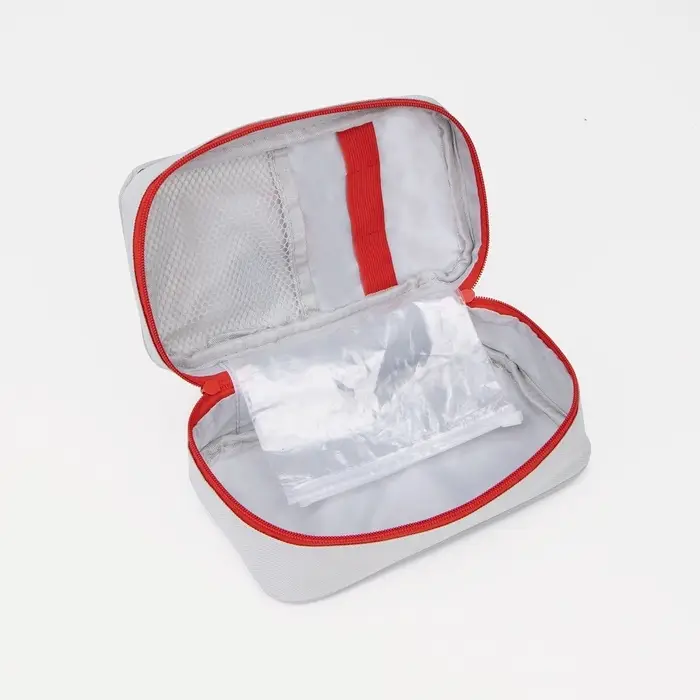 Косметичка - аптечка на молнии, цвет белый
