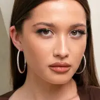 Серьги-кольца со стразами d=5.5 см, белые в серебре