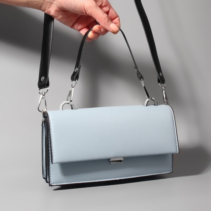 Ручка для сумки из натуральной кожи, с карабинами, 30 ± 2 см × 1,2 см, цвет чёрный/серебряный Ручка для сумки из натуральной кожи, с карабинами, 30 ± 2 см × 1,2 см, цвет чёрный/серебряный