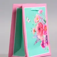 Пакет подарочный ламинированный &laquo;Цветочный подарок&raquo;, 11.5&times;14.5&times;6.5 см