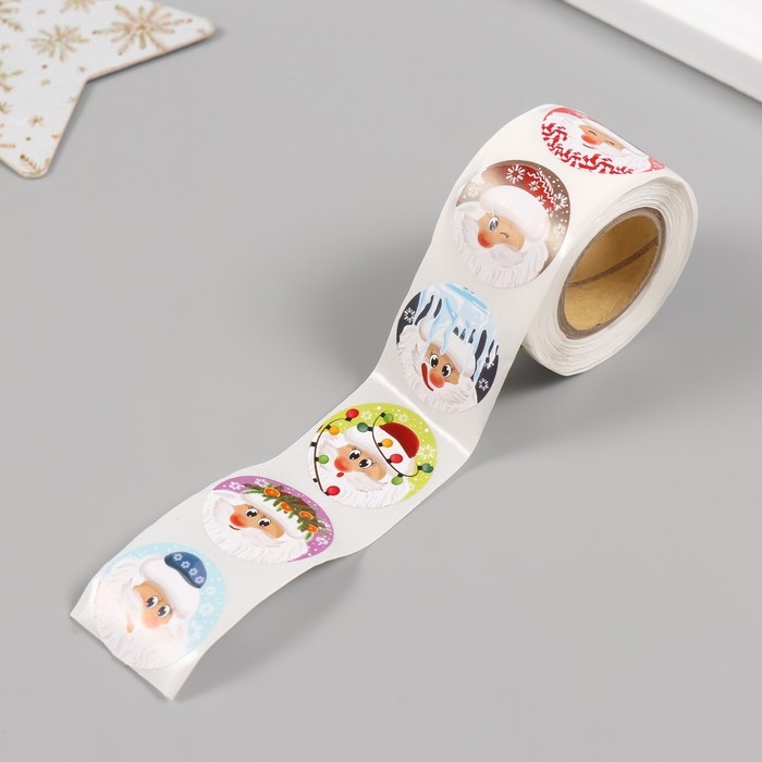 Наклейка бумага Наклейка бумага "Дедушка Мороз" d=2,5 см 252 шт в рулоне