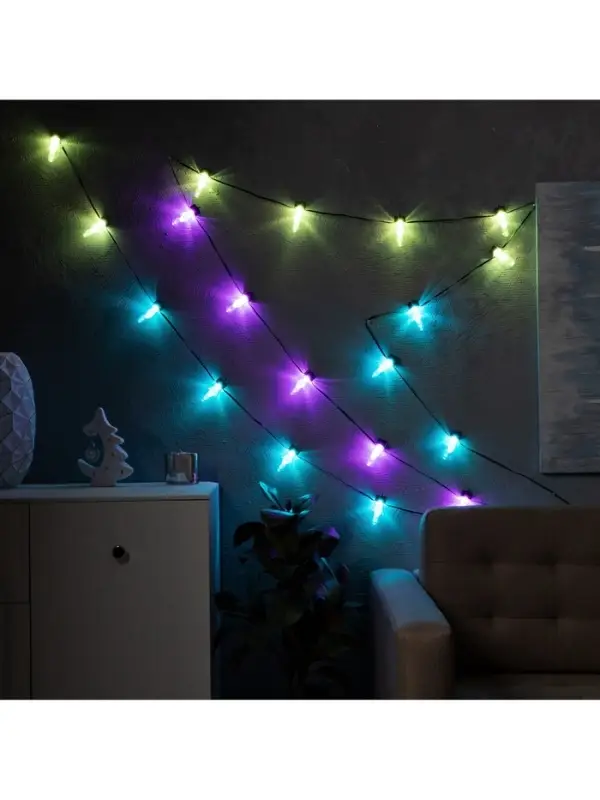 Умная гирлянда &laquo;Нить&raquo; 6 м с насадками &laquo;Лампочки с шишками&raquo;, IP20, тёмная нить, 20 LED, свечение RGB, USB