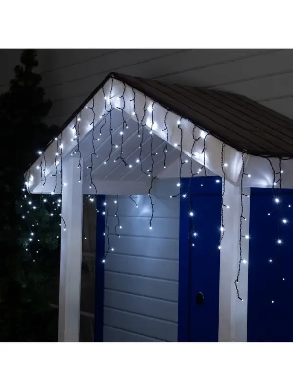 Гирлянда &laquo;Бахрома&raquo; 3&times;0.6 м, IP44, УМС, тёмная нить, 160 LED, свечение белое, 220 В