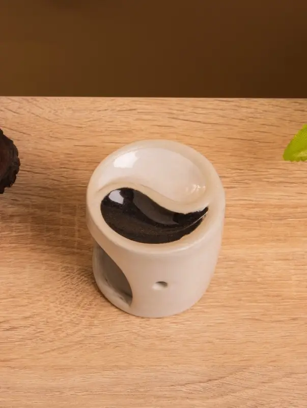 Аромалампа керамика, цв. молочный, 6,5х6,5х7 см