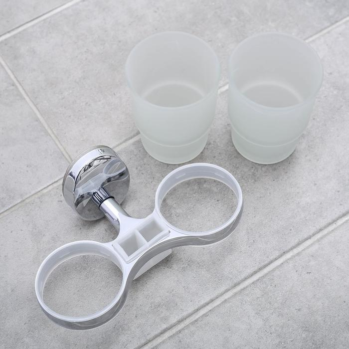Держатель для зубных щёток настенный, Accoona A11004, 2 стакана, стекло, цвет хром Держатель для зубных щёток настенный, Accoona A11004, 2 стакана, стекло, цвет хром