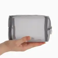 Косметичка дор Сетка 18*7,5*10, отд на молнии, серый Косметичка дор Сетка 18*7,5*10, отд на молнии, серый