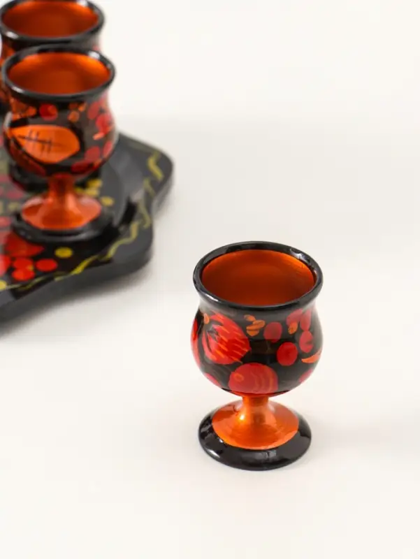 Подарочный набор: 6 шт. 30 мл рюмок на подносе, дерево хохлома