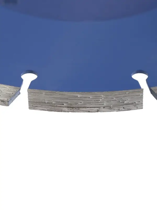 Диск алмазный отрезной ТУНДРА, сегментный, сухой рез, 180&times;22 мм, упаковка МИКС.