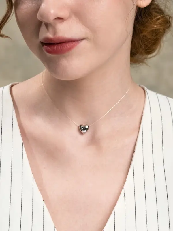 Кулон на леске &laquo;Сердце&raquo;, белый в серебре, 33 см