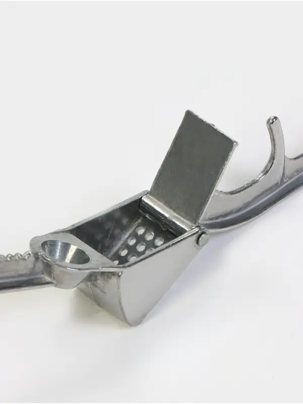 Пресс для чеснока, алюминиевый, 5.5&times;16&times;3 см