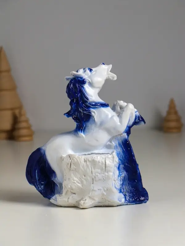 Копилка "Лошадь с цветами" 13,5х12х6 см, бело-голубой