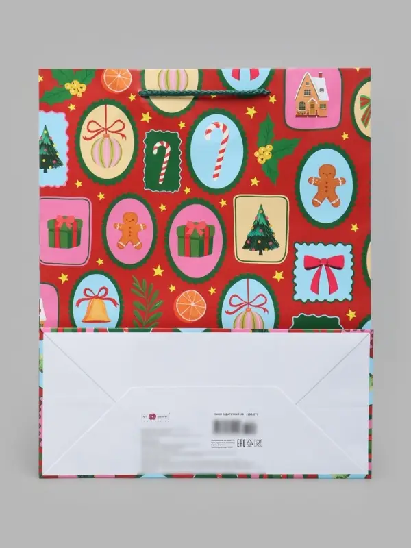 Пакет подарочный ламинированный &laquo;Новогодние радости&raquo;, M 26&times;32&times;12 см