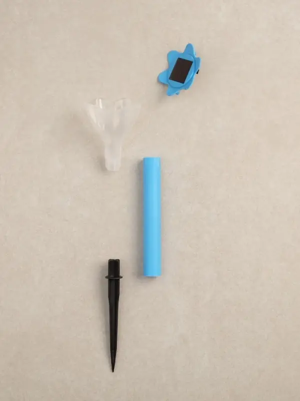 Садовый светильник &laquo;Цветок голубой&raquo;, уличный, на солнечной батарее, 6&times;29&times;6 см, 1 LED, свечение белое