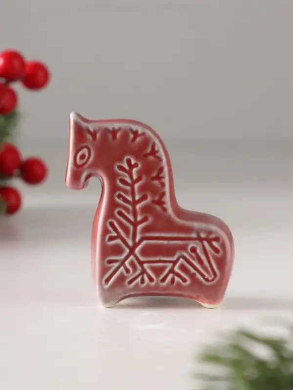 Фигурка фарфор «Конь Олень - славянский символ», эффектарная глазурь, 7 см Фигурка фарфор «Конь Олень - славянский символ», эффектарная глазурь, 7 см