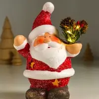 Сувенир керамика свет "Дед Мороз в красной шубке с еловой веточкой" 10х7,5х14,5 см Сувенир керамика свет "Дед Мороз в красной шубке с еловой веточкой" 10х7,5х14,5 см