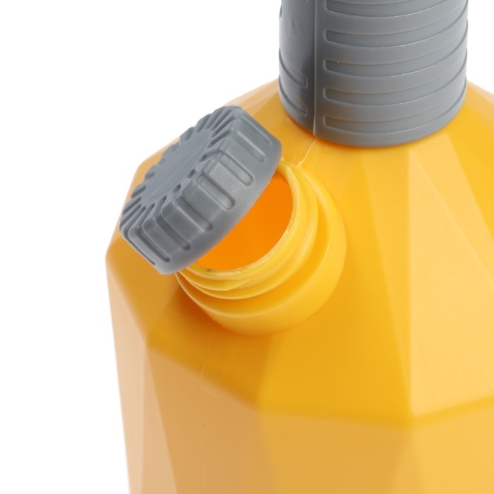 Опрыскиватель аккумуляторный ТУНДРА, 3.7 В, 2 Ач, 1 л, 0.7 л/мин, гибкая насадка Опрыскиватель аккумуляторный ТУНДРА, 3.7 В, 2 Ач, 1 л, 0.7 л/мин, гибкая насадка