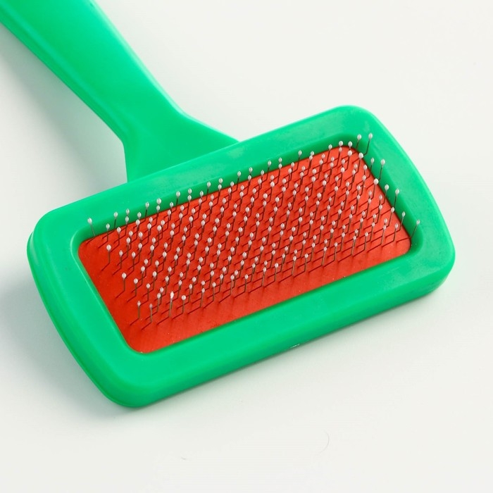 Пуходёрка  Пуходёрка "Симпл" с каплями, с пластиковой ручкой 9,2 х 13,2 см, зелёная