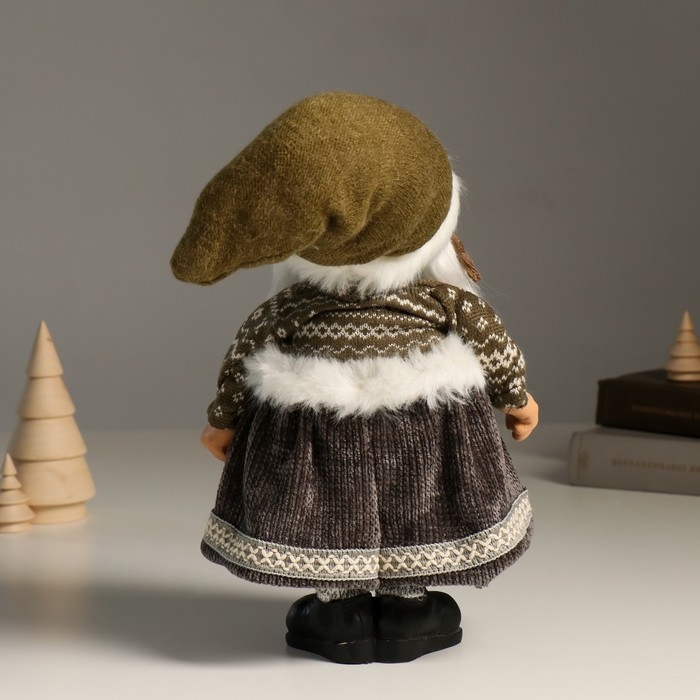 Кукла интерьерная Кукла интерьерная "Бабка Ёжка в зелёном наряде и колпаке" 37 см