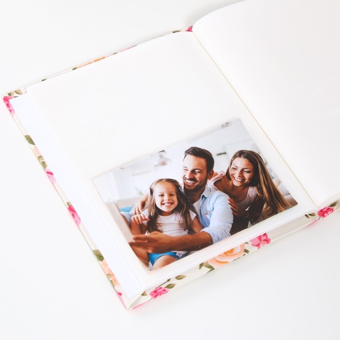 Фотоальбом на 80 фото 10х15 см Фотоальбом на 80 фото 10х15 см "Чайные и розовые розы" текстиль 5,2х19х23 см