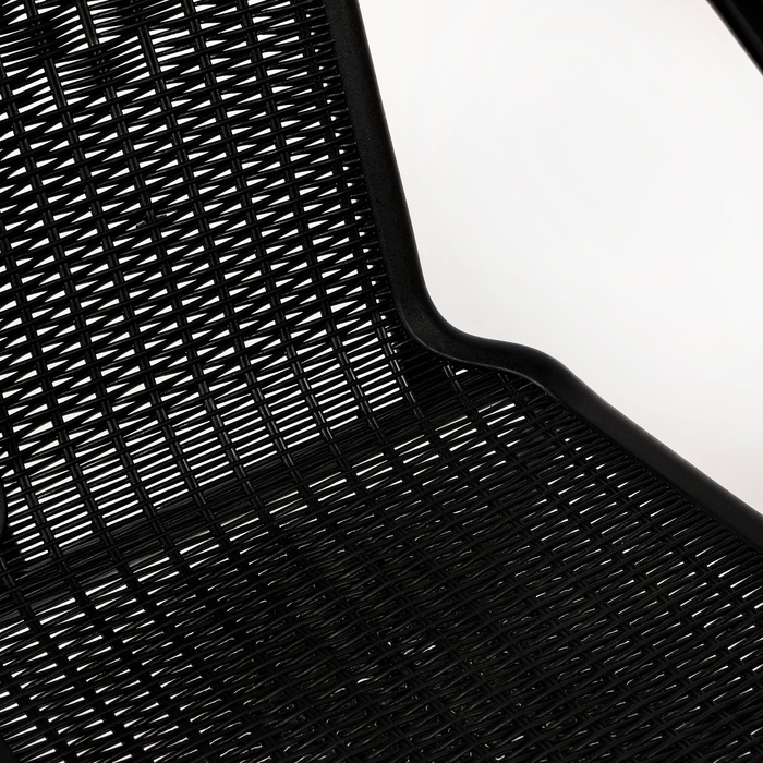 Набор садовой мебели: Стол квадратный 80 х 80 х 73 см и 2 стула черного цвета Набор садовой мебели: Стол квадратный 80 х 80 х 73 см и 2 стула черного цвета