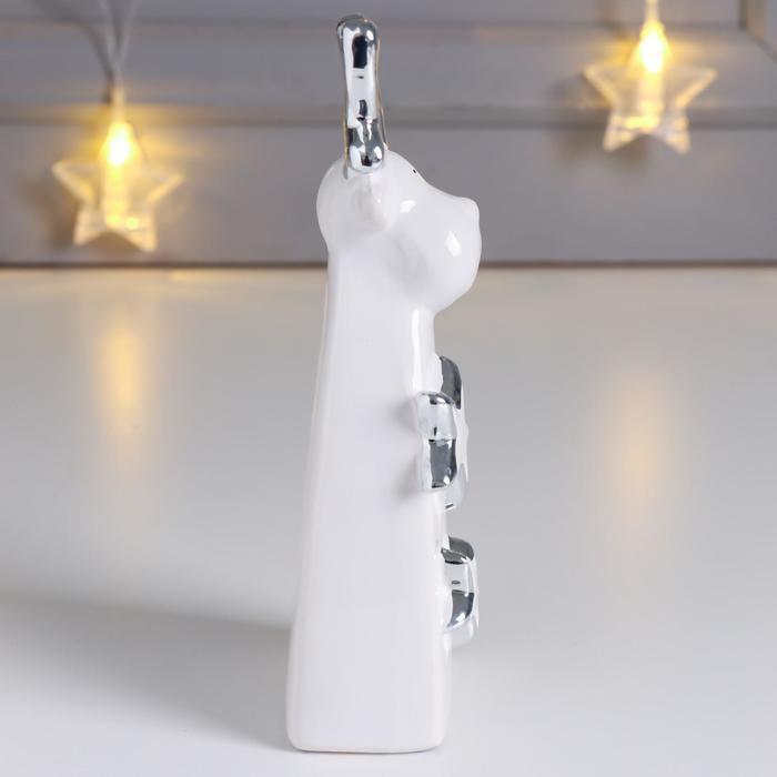 Сувенир керамика Сувенир керамика "Лосик со звёздочками" серебро 16,8х5х7,2 см