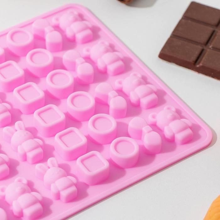 Форма для мармелада «Игрушки», силикон, 20,7×13,7×1 см, 48 ячеек, цвет МИКС Форма для мармелада «Игрушки», силикон, 20,7×13,7×1 см, 48 ячеек, цвет МИКС