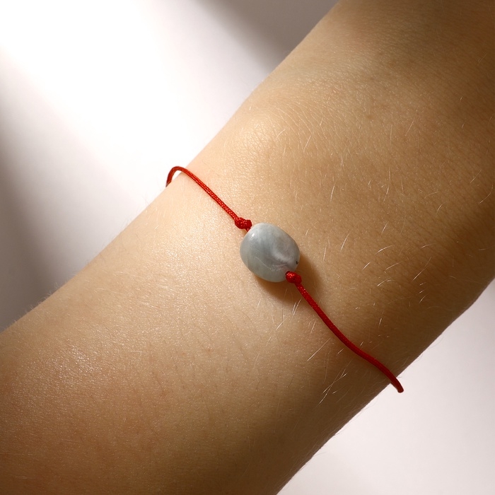Браслет желаний «Аквамарин» на бордовой нити, длина регулируется Браслет желаний «Аквамарин» на бордовой нити, длина регулируется