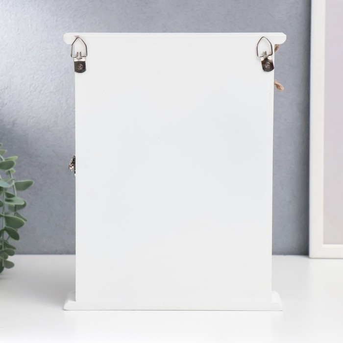 Ключница дерево 6 крючков Ключница дерево 6 крючков "Два сердца и рогожка" 26х19х5,8 см