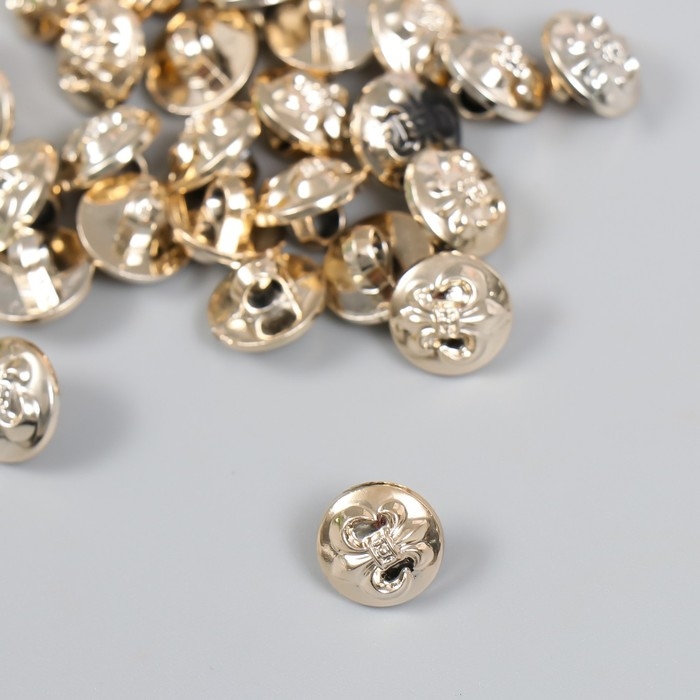 Пуговицы пластик для творчества на ножке Пуговицы пластик для творчества на ножке "Геральдическая лилия" золото набор 30шт 1,2х1,2 см 94135