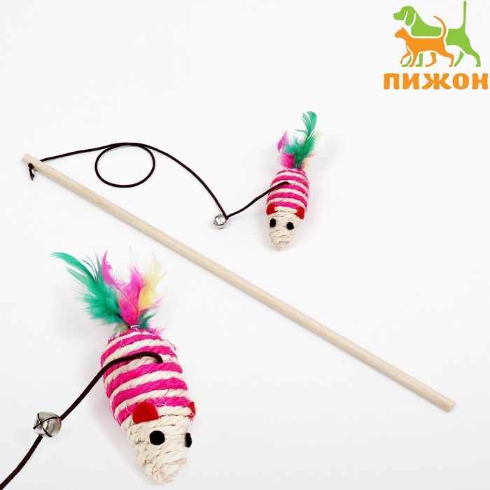 Дразнилка с  мышкой (7 см) на деревянной палочке, 40 см, розовая/белая Дразнилка с  мышкой (7 см) на деревянной палочке, 40 см, розовая/белая