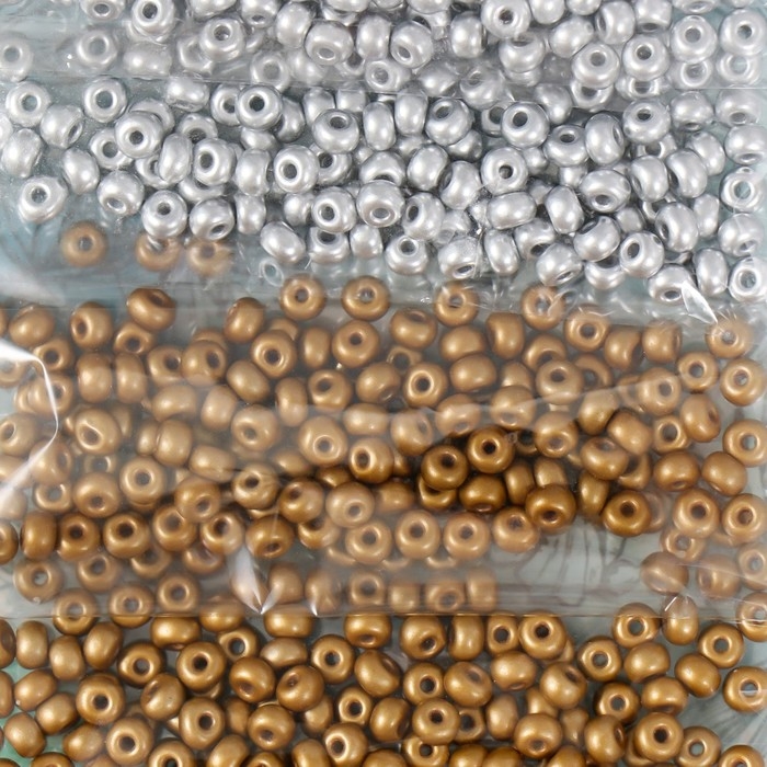 Бисер круглый 6/0  Бисер круглый 6/0 "Золото, серебро, бронза" 6 цветов х 10 гр 20х8 см