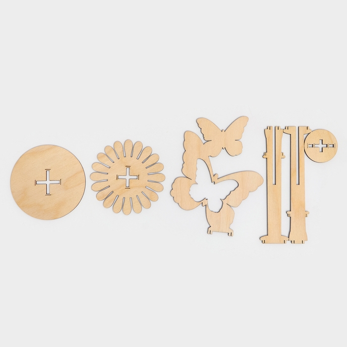 Салфетница деревянная «Бабочки», 24,5×9×8 см, на пьедестале Салфетница деревянная «Бабочки», 24,5×9×8 см, на пьедестале