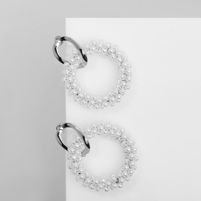 Серьги с жемчугом «Круги» на кольце, цвет белый в серебре Серьги с жемчугом «Круги» на кольце, цвет белый в серебре